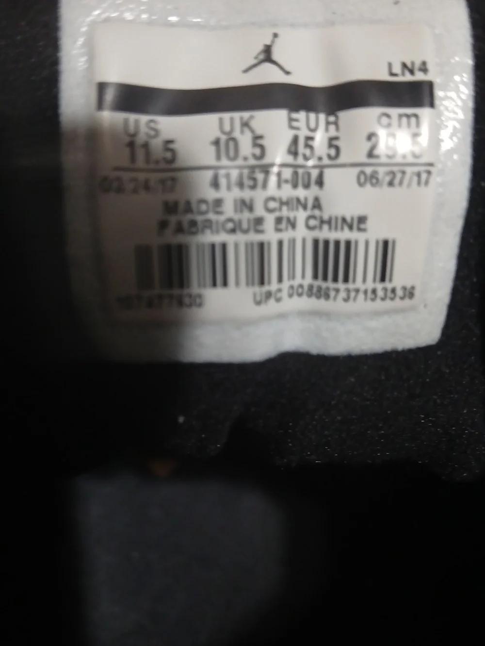 Air Jordan 13 Retro  'BRED' 2017. Mens Size-11.5, 100%AUTHENTIC!